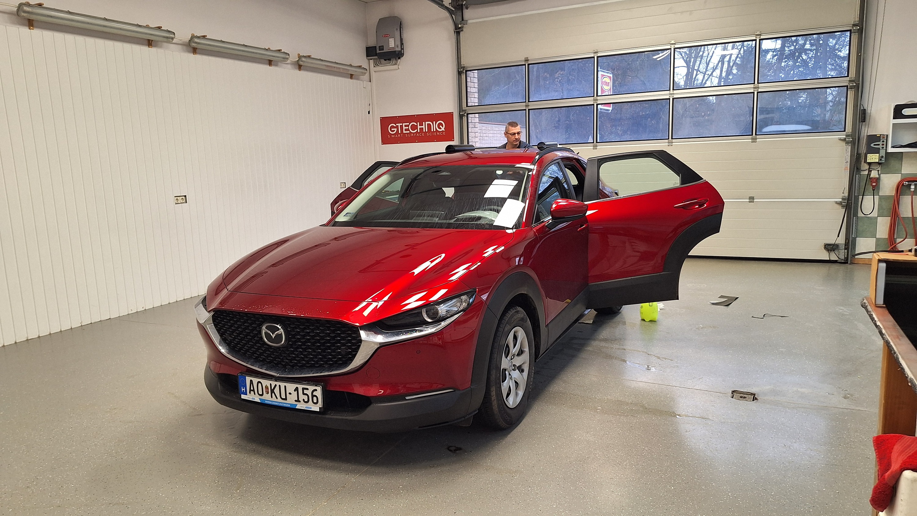 Beim Folieren der Scheiben