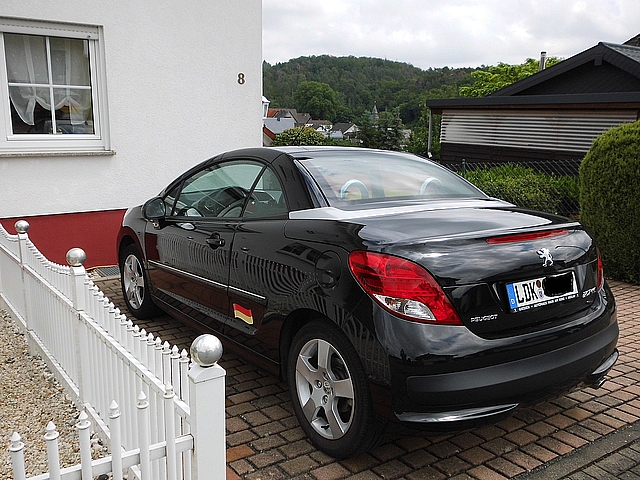 Peugeot 207cc , Baujahr 2010